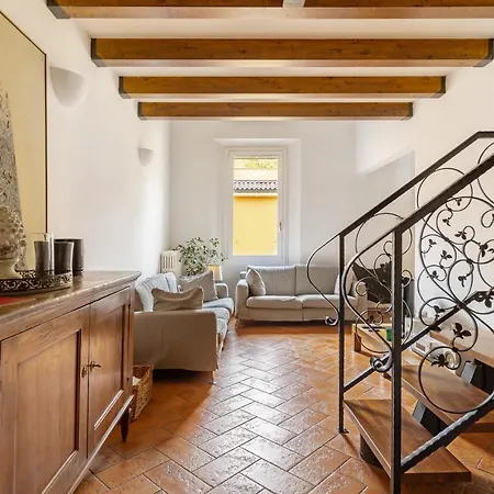 Apartment Country Style House In By Wonderful Italy *