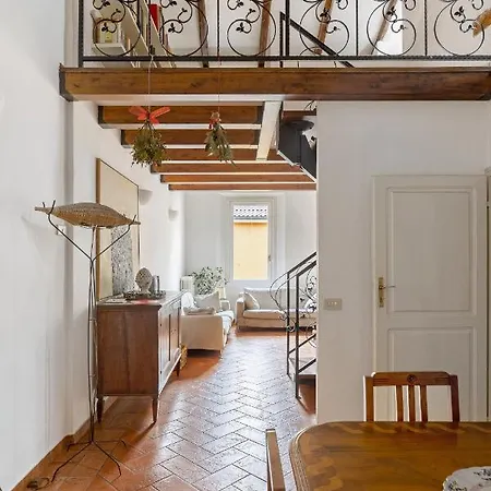 Country Style House In By Wonderful Italy *